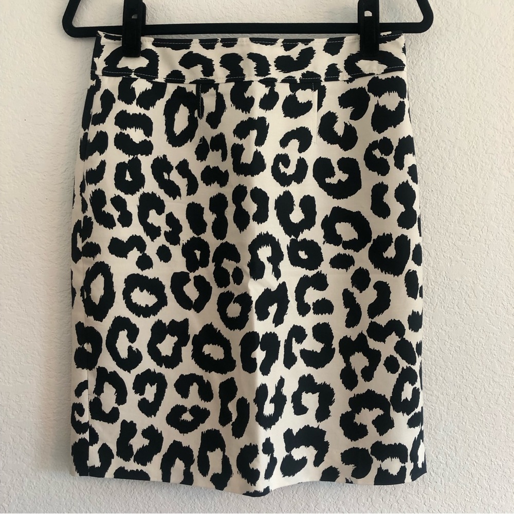 Ann Taylor LOFT Large Animal Print Skirt